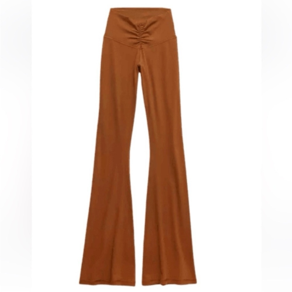 OFFLINE By Aerie Real Me High Waisted Ruched Flare Legging Brown Size S Small - Picture 2 of 9